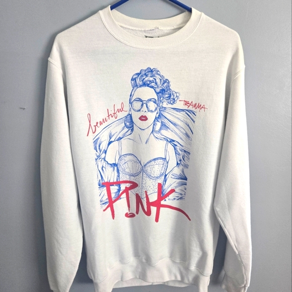 Pink Concert Graphic Sweat Shirt 2017 Beautiful Trauma Tour Women's Medium M - Picture 1 of 16